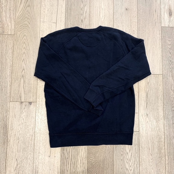 COPY - Uniqlo Men’s Crewneck - Picture 3 of 4